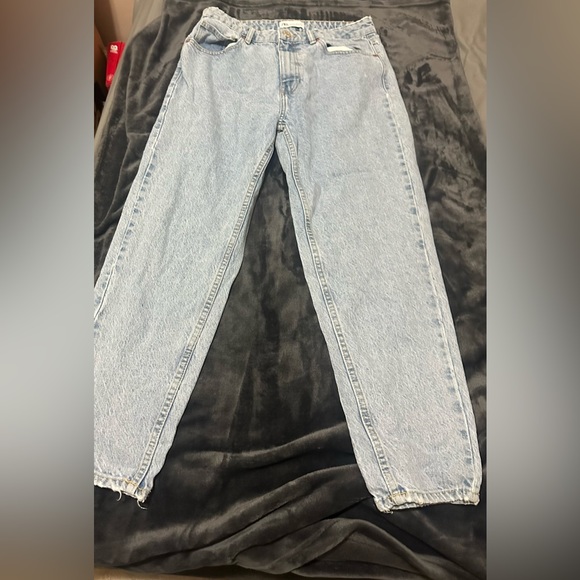 Zara high waisted medium - light wash mom jeans size 10 - Picture 5 of 6